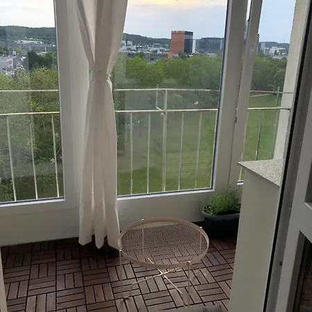 Apartment Street Art Zaspa - Wsrod Murali *